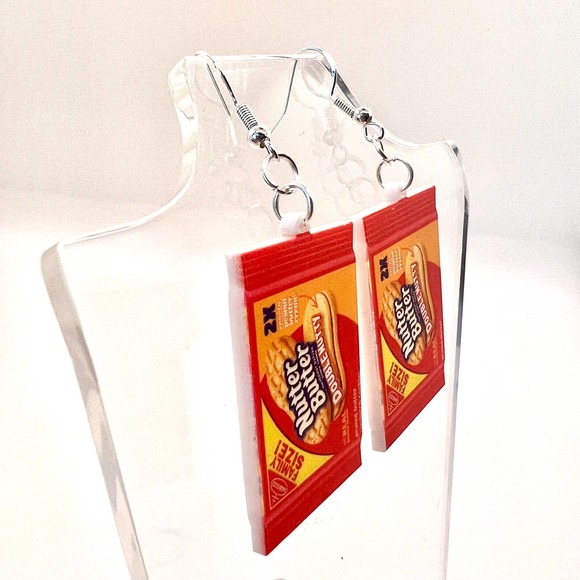 Nutter Butter Earrings - Cracker Earrings - American Earrings - Snack Accessorie - Picture 2 of 8